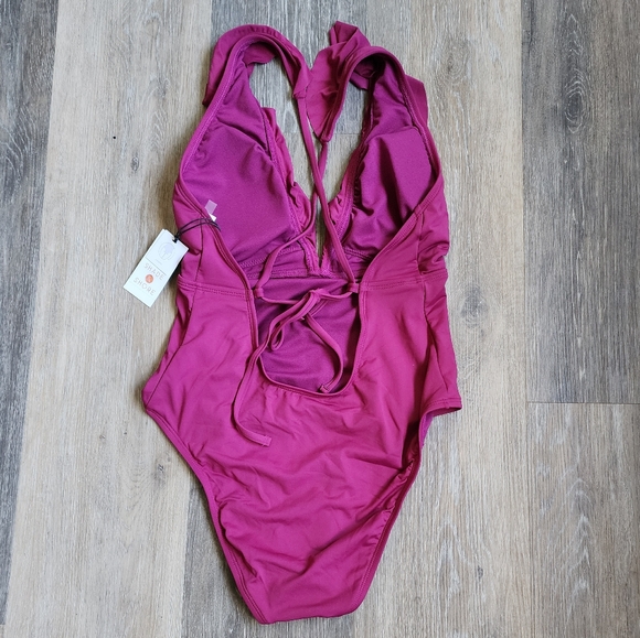 NWT SHADE AND SHORE ONE PIECE SWIMSUIT - Picture 2 of 13
